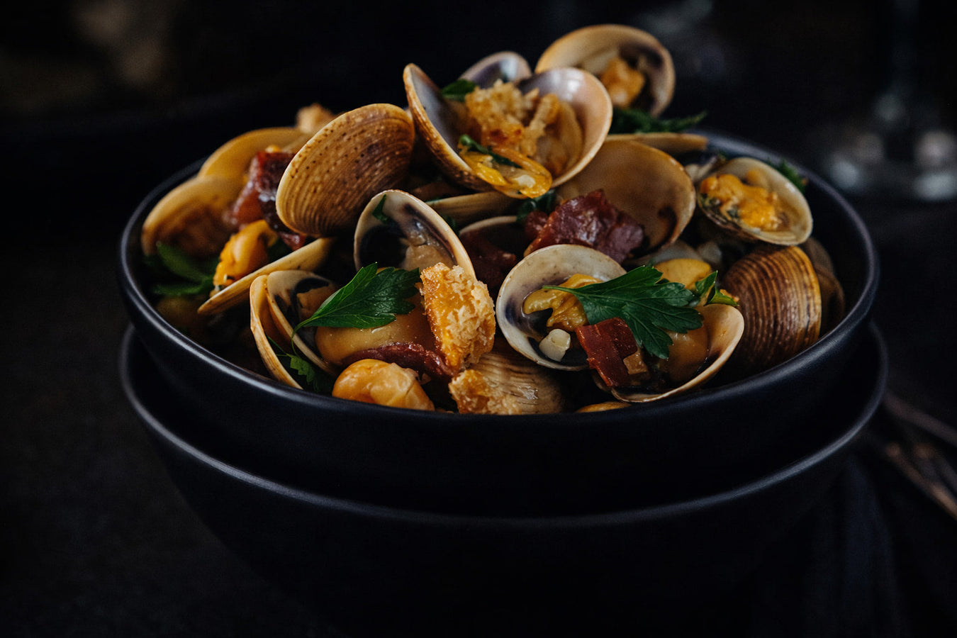 Clams With Manzanilla And Beans