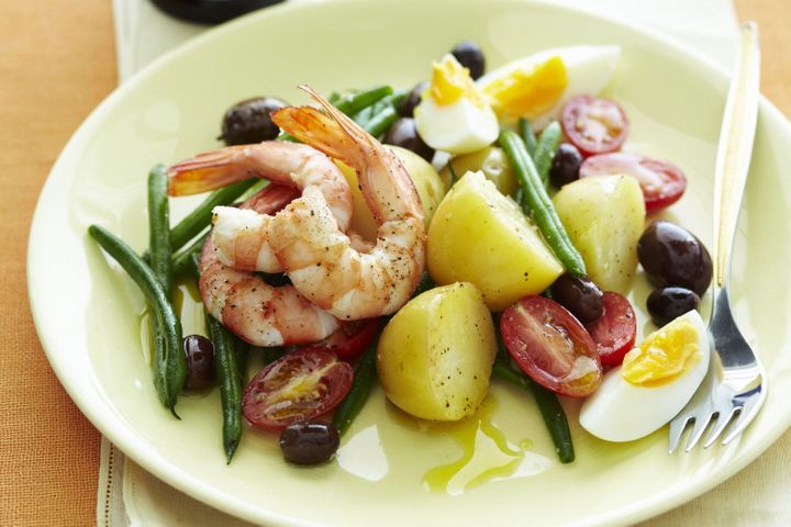Prawn Nicoise in a bowl.