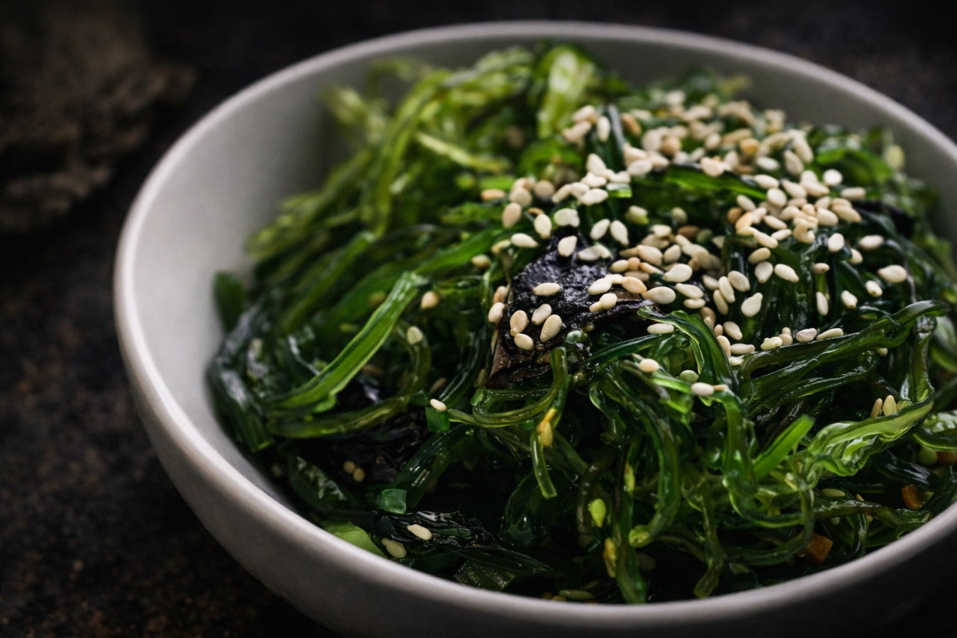 Simple Asian Seaweed Salad with Wakame